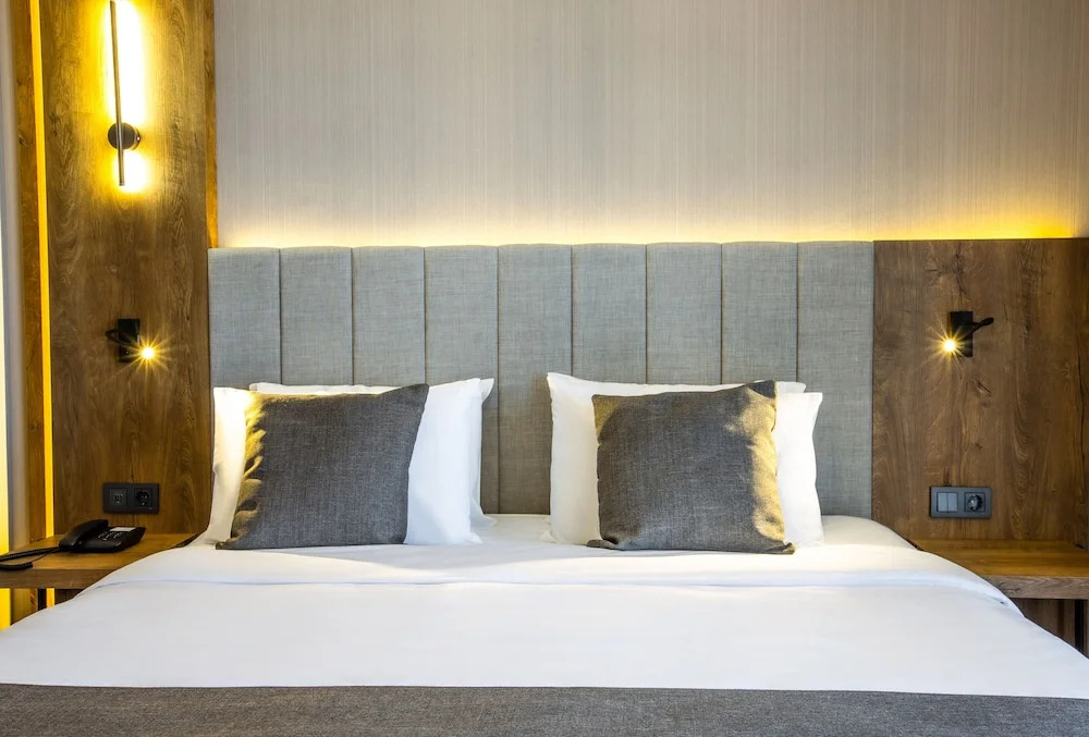 NEHİR OTEL