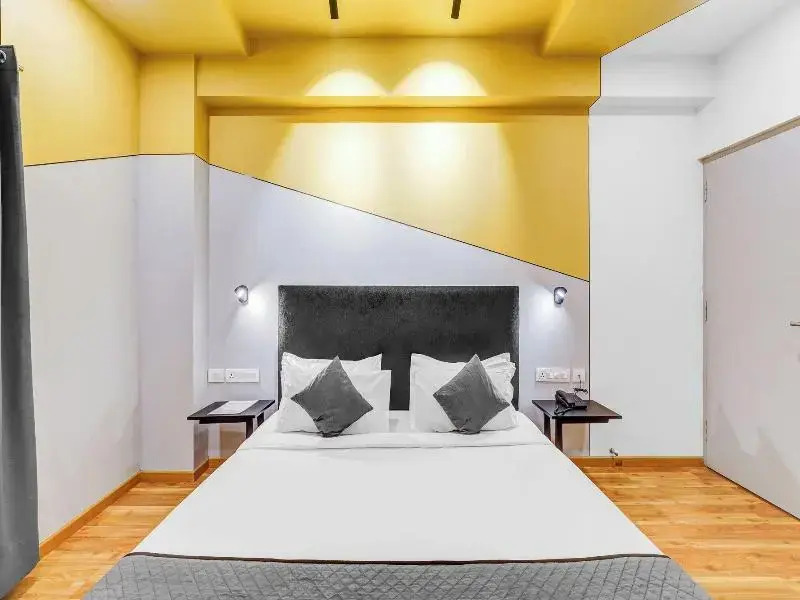 UPAR Hotels Nungambakkam Nearby US Consulate Apollo hospital Sankara Nethralaya
