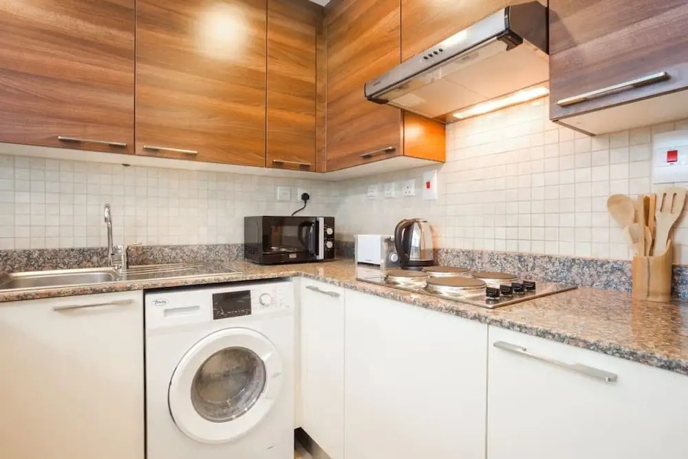 Chic & Cosy Apartment in Bay Square