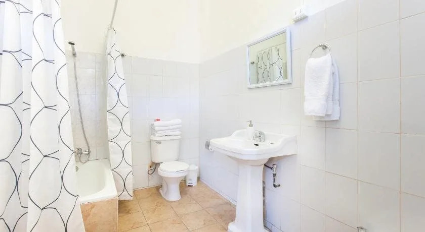 ITALIA SUITE B&B habitaciones con baño privado y aire acondicionado