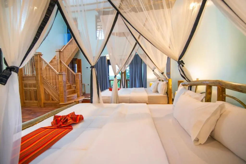 Buffalo Safari Lodge