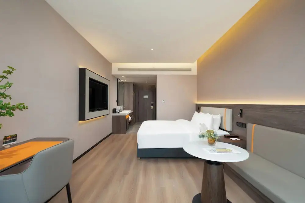 World Hotel  Jinan CBD MixC Branch