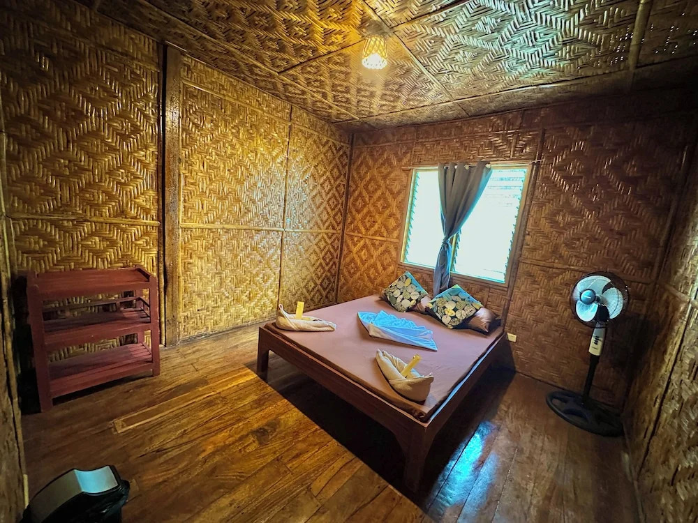 Playa del Fuego Camiguin Beach Hostel & Resort