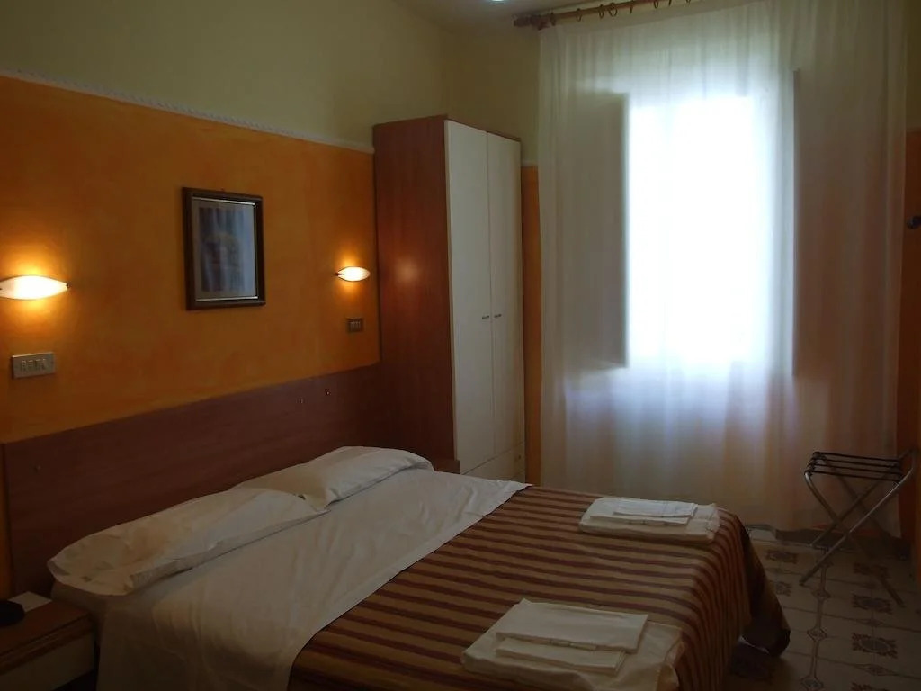Hotel Midy