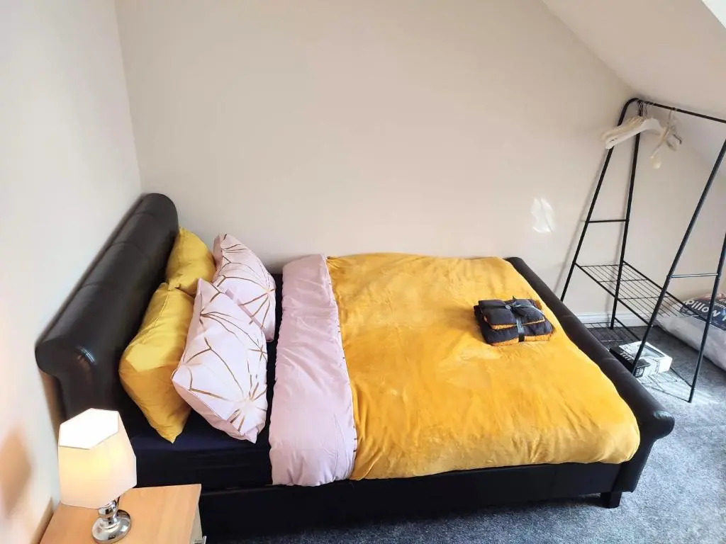 Crystal Suite 4 - Private Parking - Metro