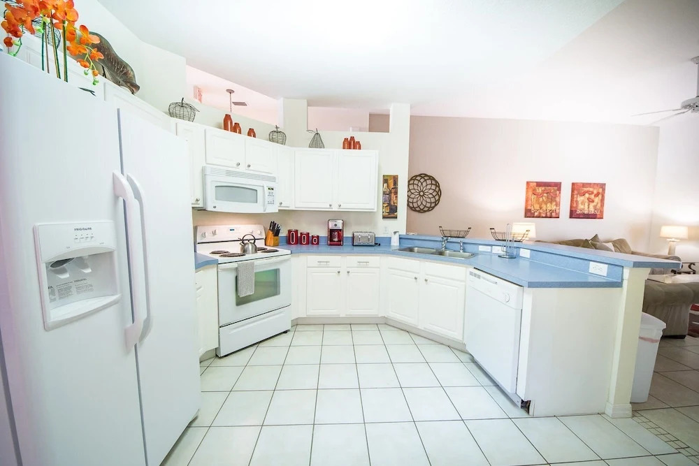 5BR Calabay Parc Pool Home 513 by OVRH