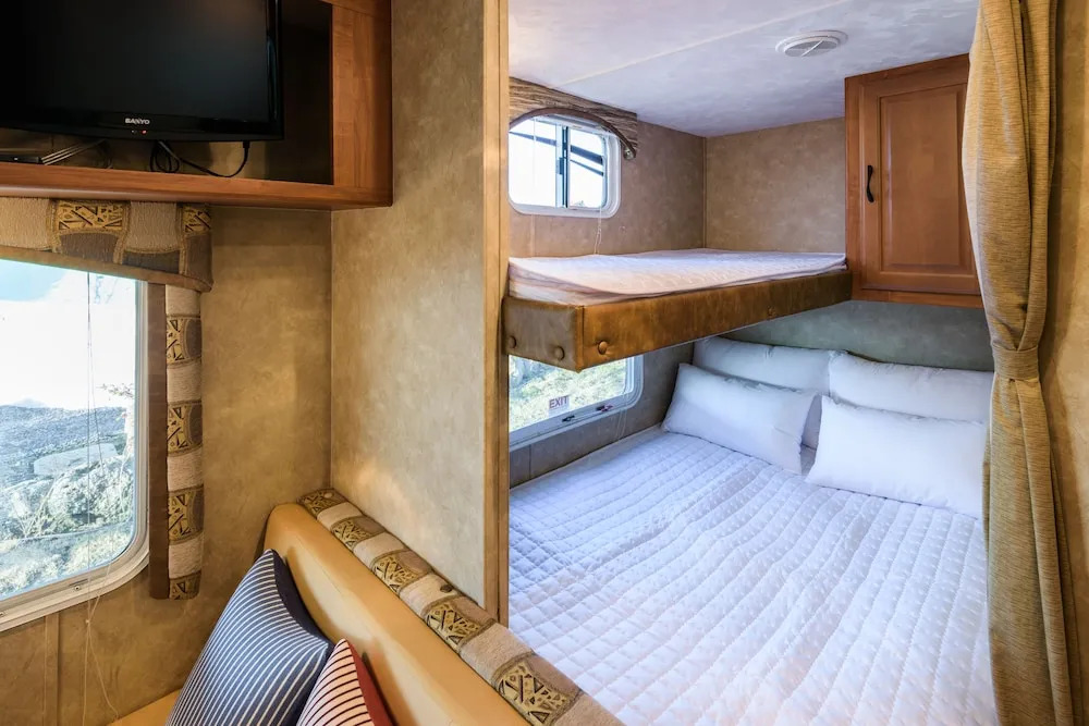 Jeju Starlight Glamping 제주별헤는밤글램핑펜션