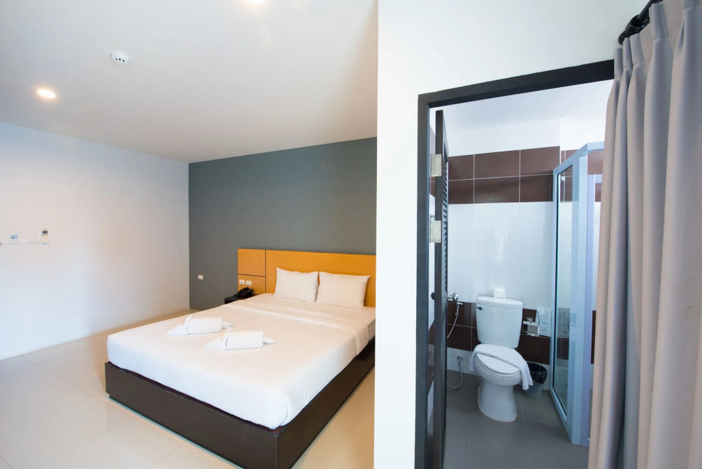 Lee Hotel