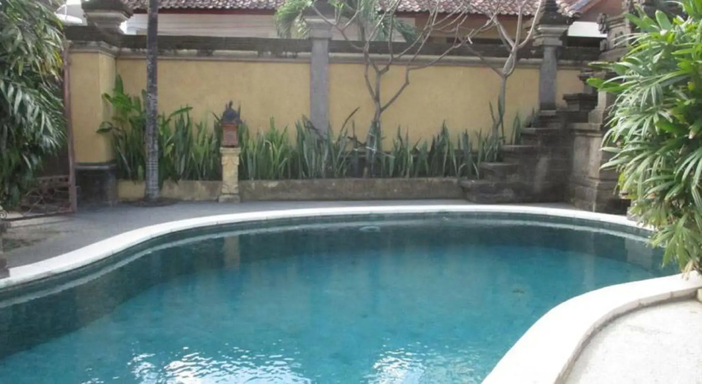 Yuli Bungalows