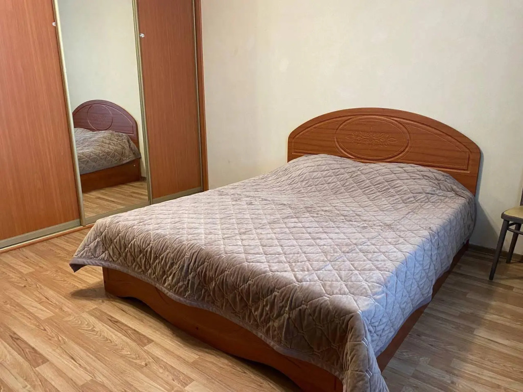 Апартаменты Дукат в 10-ом микрорайоне к1011