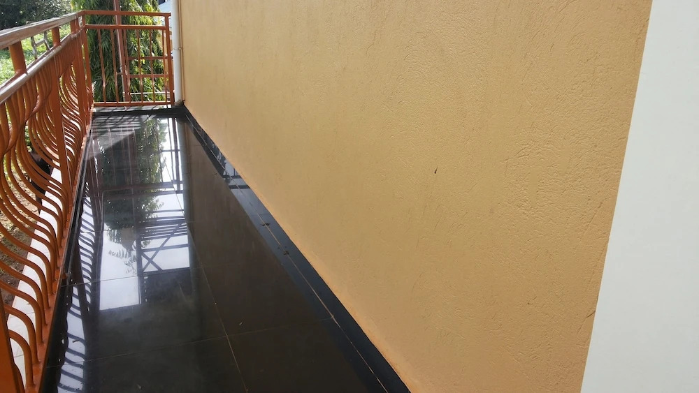 Lira Tasha Hotel