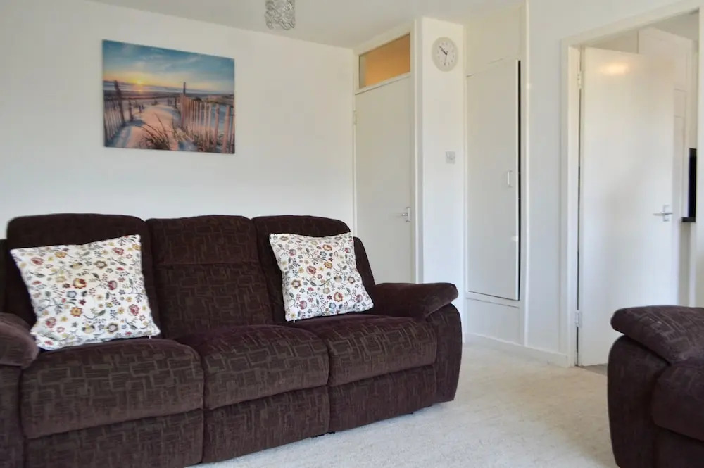 Bright 2 Bedroom Apartment in the Heart of Edinburgh