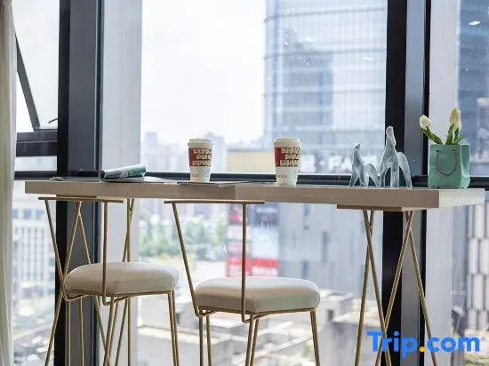 Summer•Chuxia Boutique Stay (Changsha IFS Wu Yi Square)