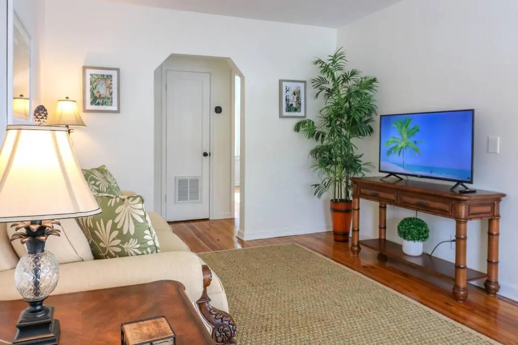 Florida Vacation 2 BR House 5 Min WPB Downtown Beach Golf