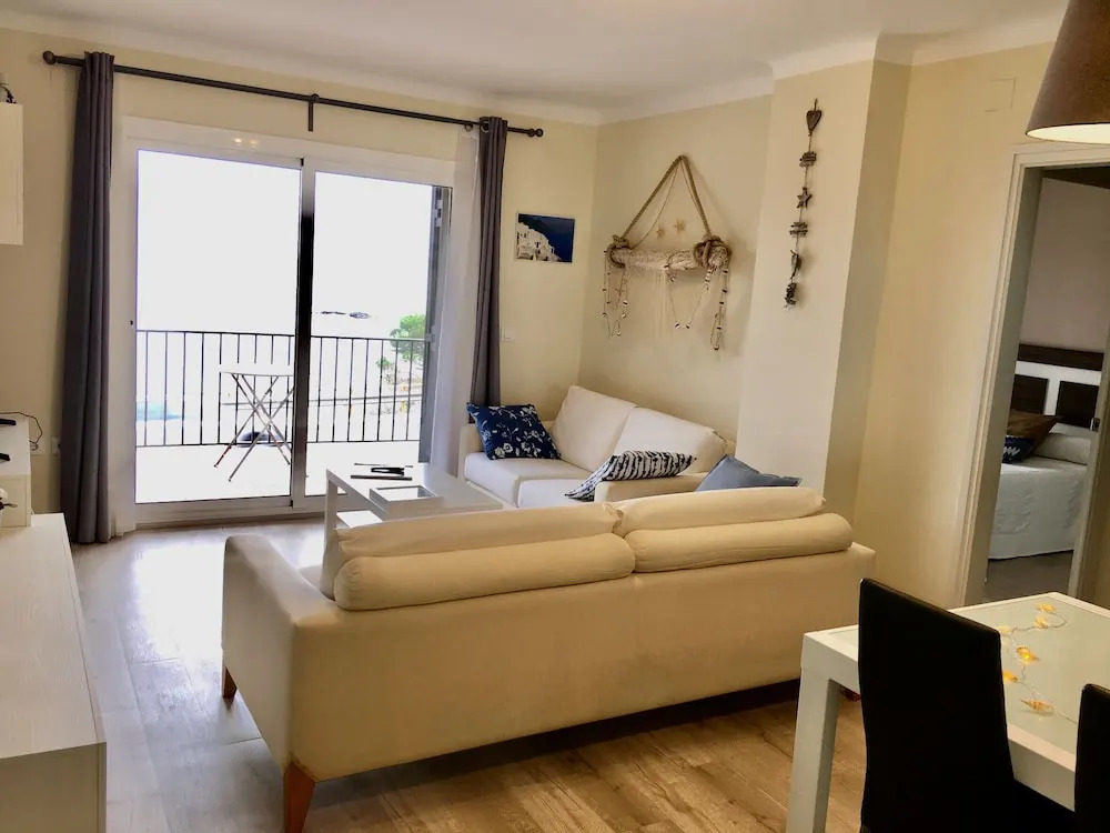 BT Apartments in Llanca