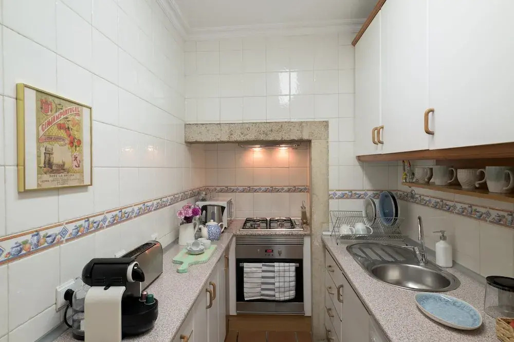 Lisbon Bairro Alto Apartments Free Parking