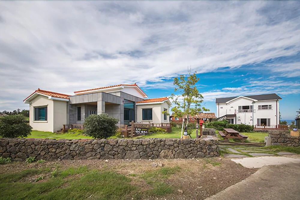 Jeju Healing House Individual Pension