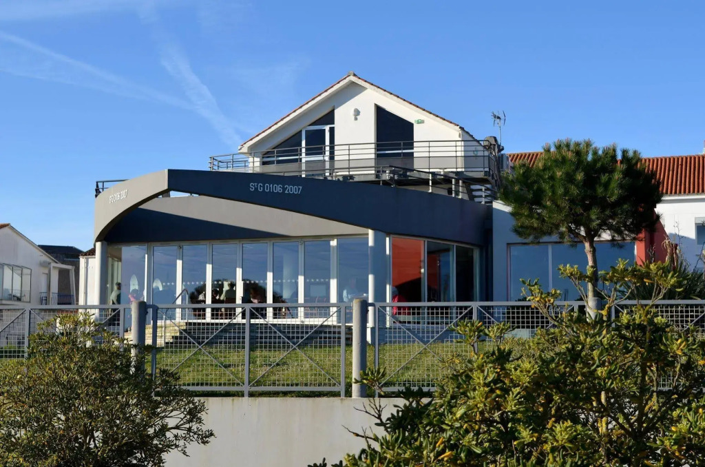 Hotel The Originals Saint-Gilles-Croix-de-Vie Port la Vie (ex Inter-Ho