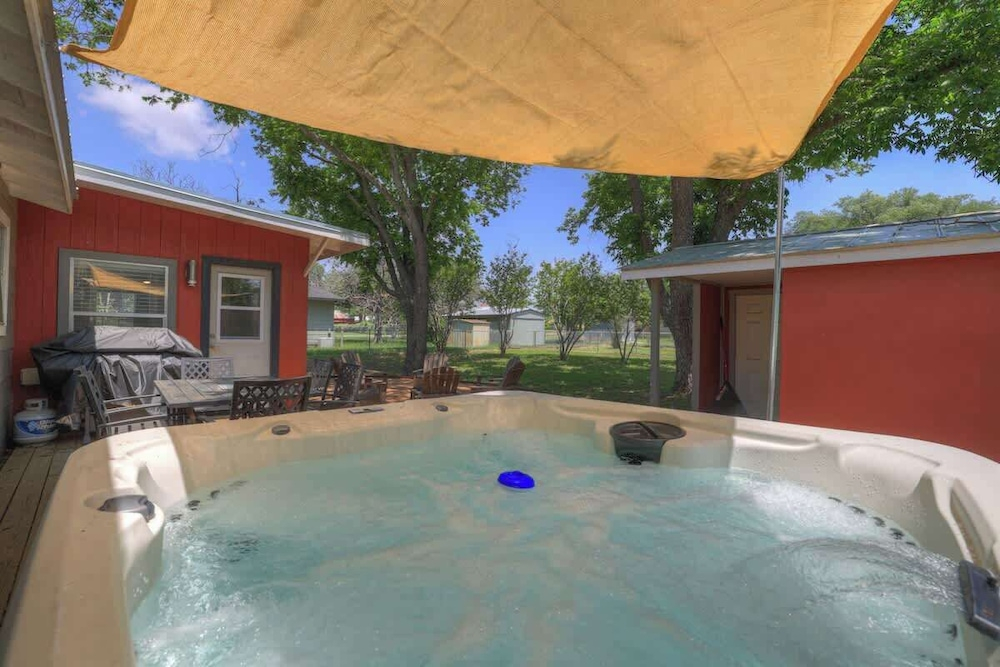 Luxury Mid Century Charmer Near Historic Main St