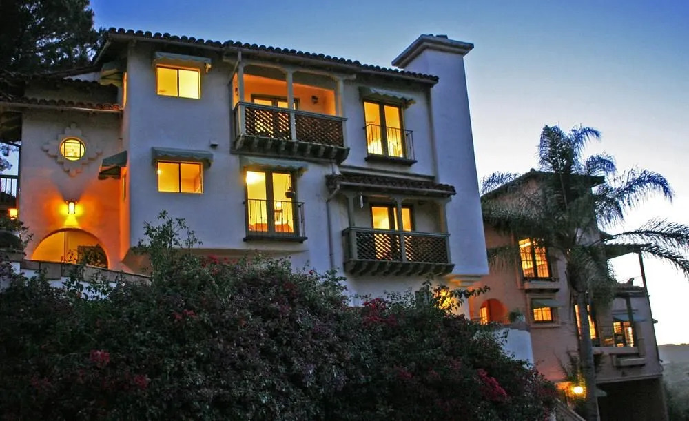 Topanga Canyon Inn Bed and Breakfast
