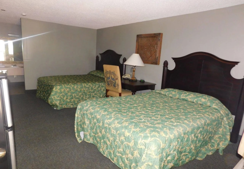 Ebro Motel