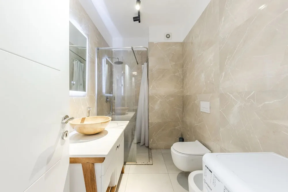 White Hill Suite by PS