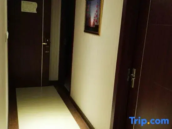 Xiao you Aisideng Hotel (Harbin Haxi Wanda)