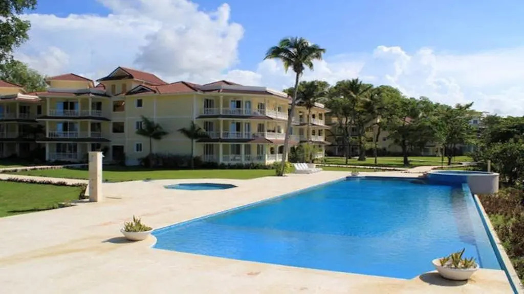 3Br / 3Ba Modern Paradise Loft Condo In Gated Community W/ Daily Housekeeping