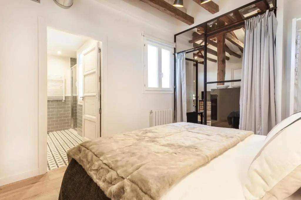 The Barn 69 by MIT House
