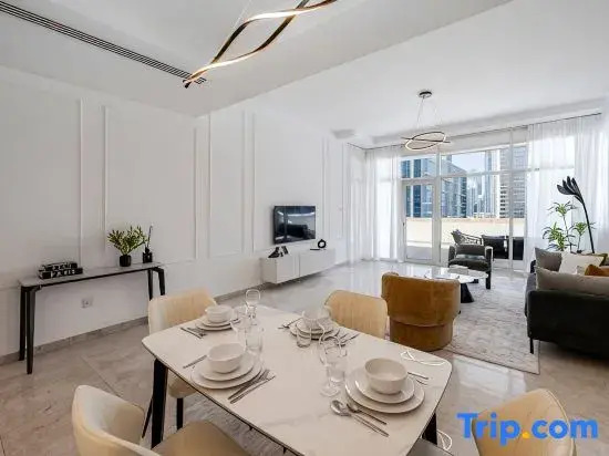 Stylish Apartment Huge Terrace Near Burj Khalifa