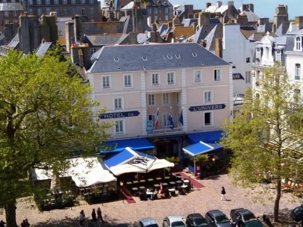 Hotel De Lunivers