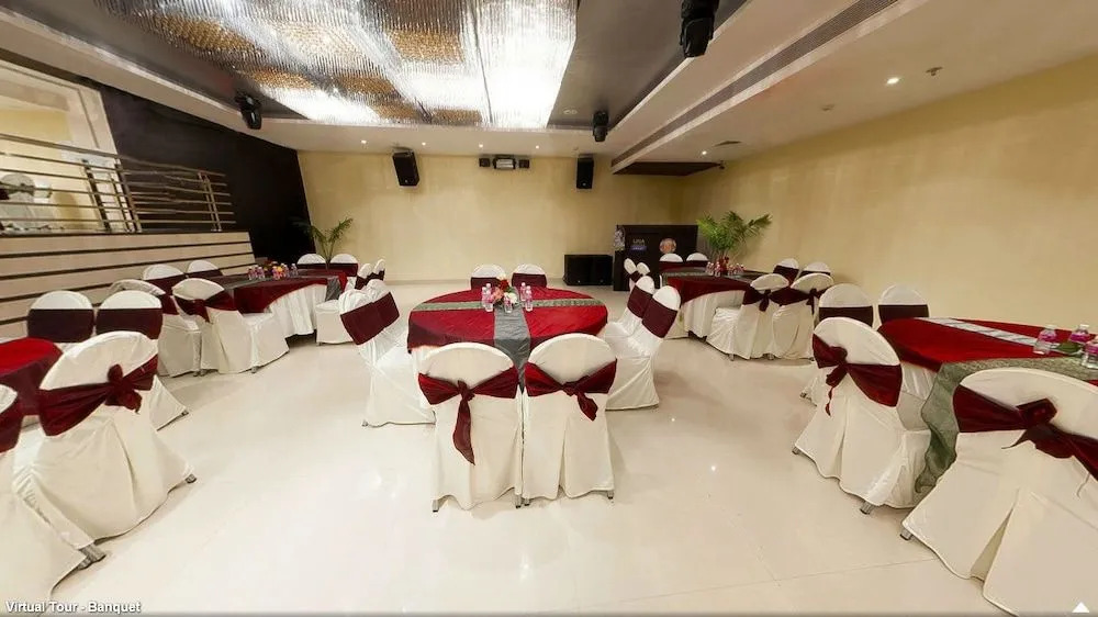 OYO Premium Dhakoli Zirakpur