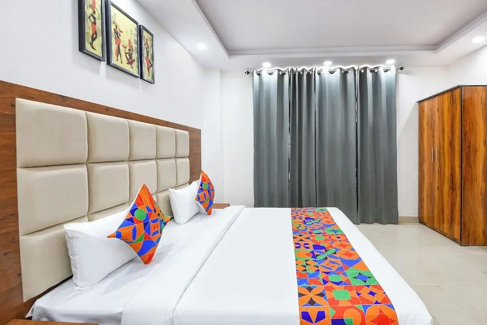 Fabhotel Evergreen