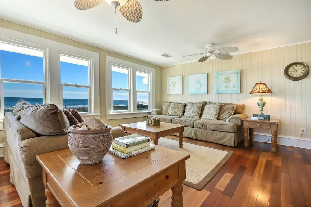Rustic Oceanfront Cottage