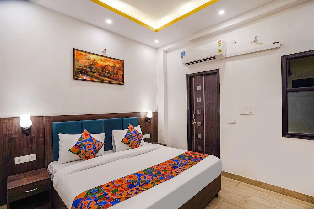 Super Collection O Sector 55 Noida Near Noida Stadium