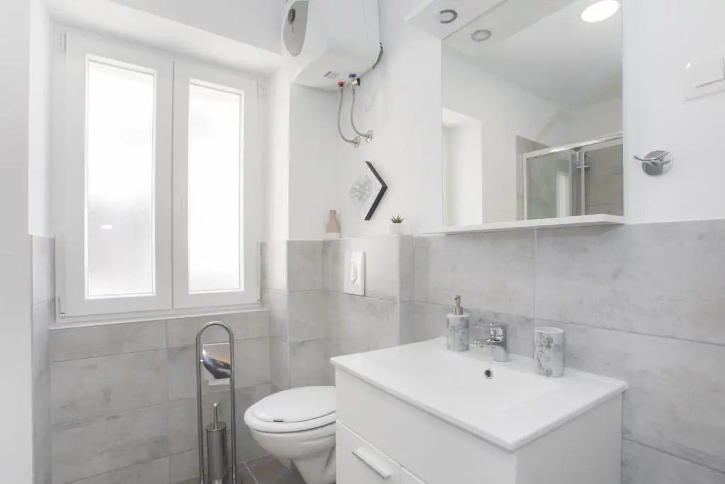 Aurum Apartment