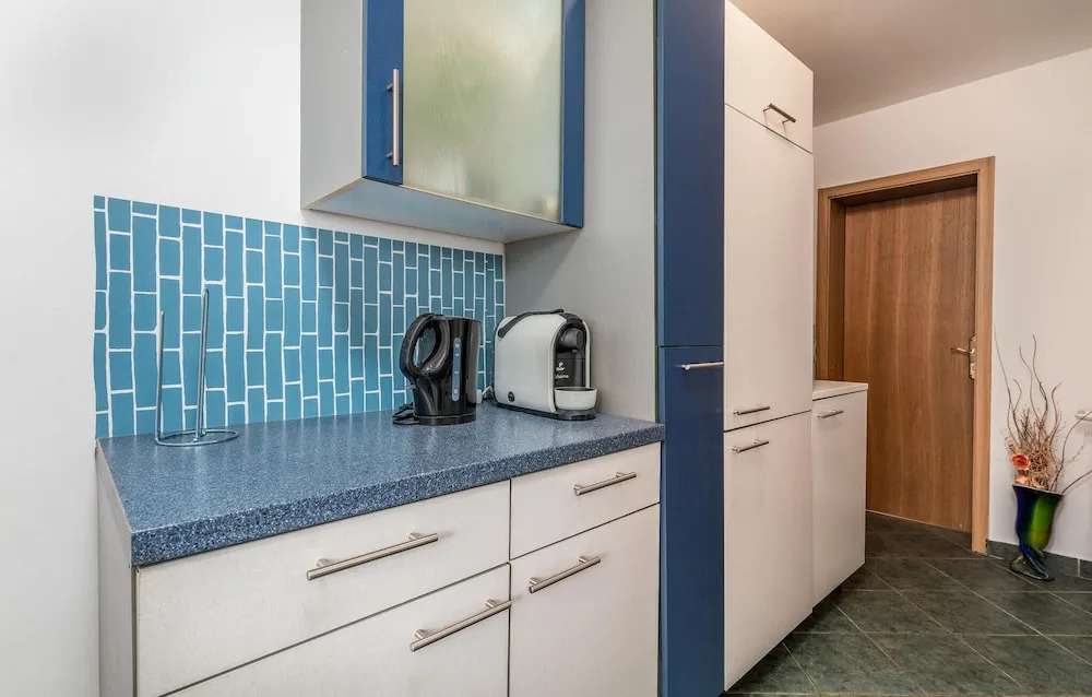Nice Apartment in Omisalj With Wifi and 1 Bedrooms