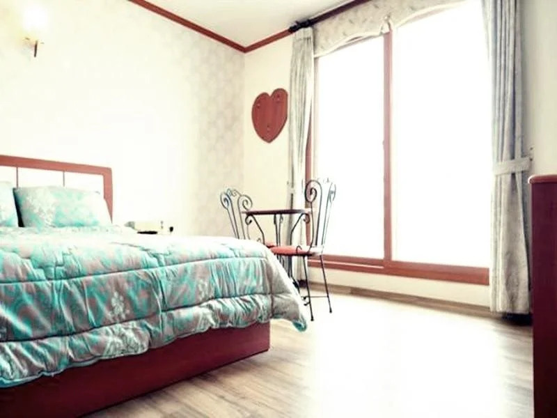Memberstel Condotel