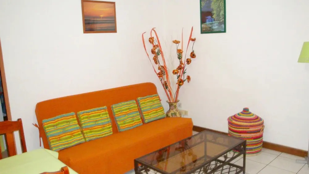 House With 2 Bedrooms in Saint Paul, With Wonderful sea View, Enclosed