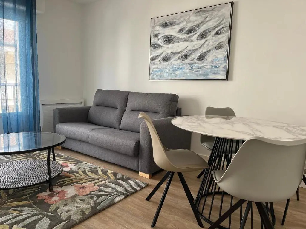 Appartement Royan, 2 pièces, 4 personnes - FR-1-539-33