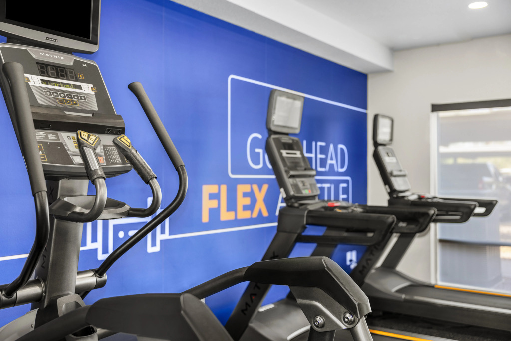 Holiday Inn Express & Suites Phoenix West Tolleson by IHG