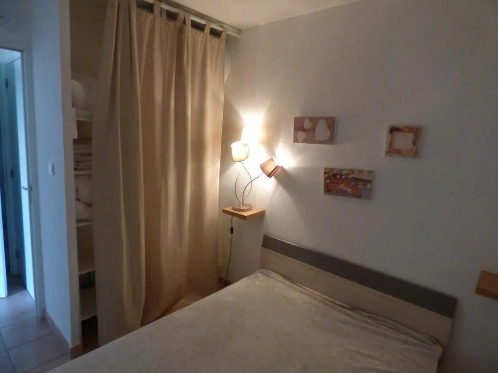Appartement Saintes-Maries-de-la-Mer, 2 pièces, 4 personnes - FR-1-475-15