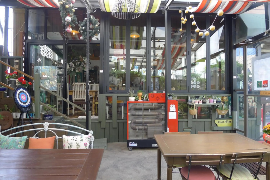 The House Hostel
