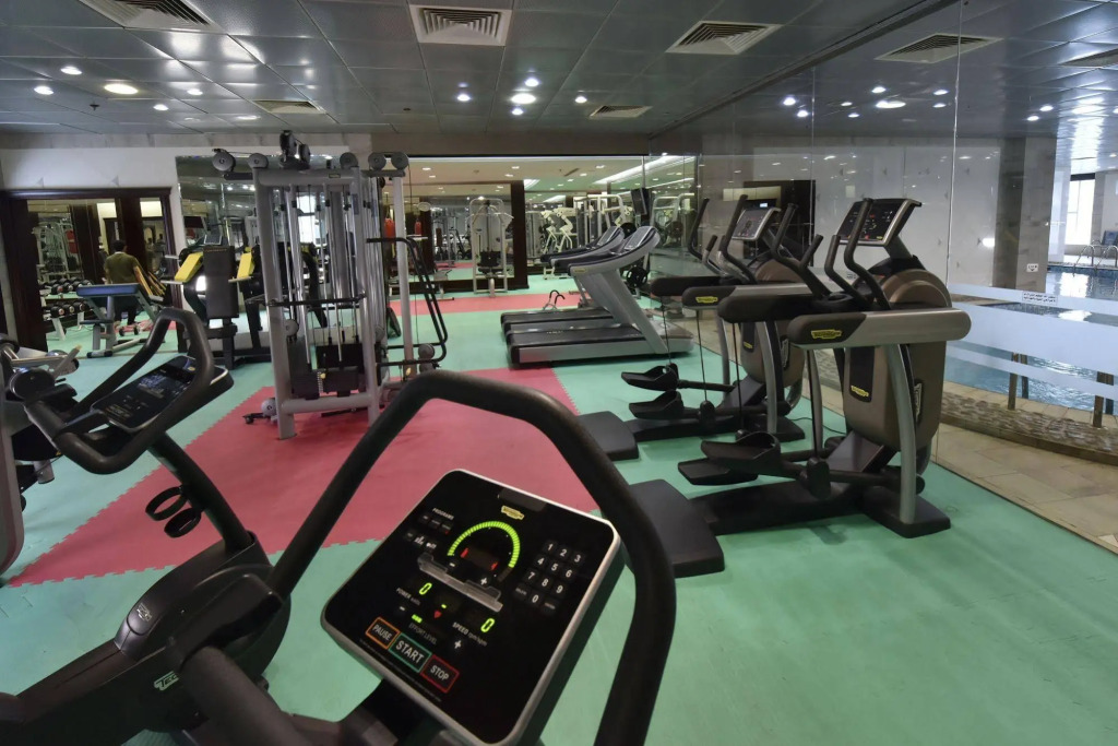 Awaliv Hotel