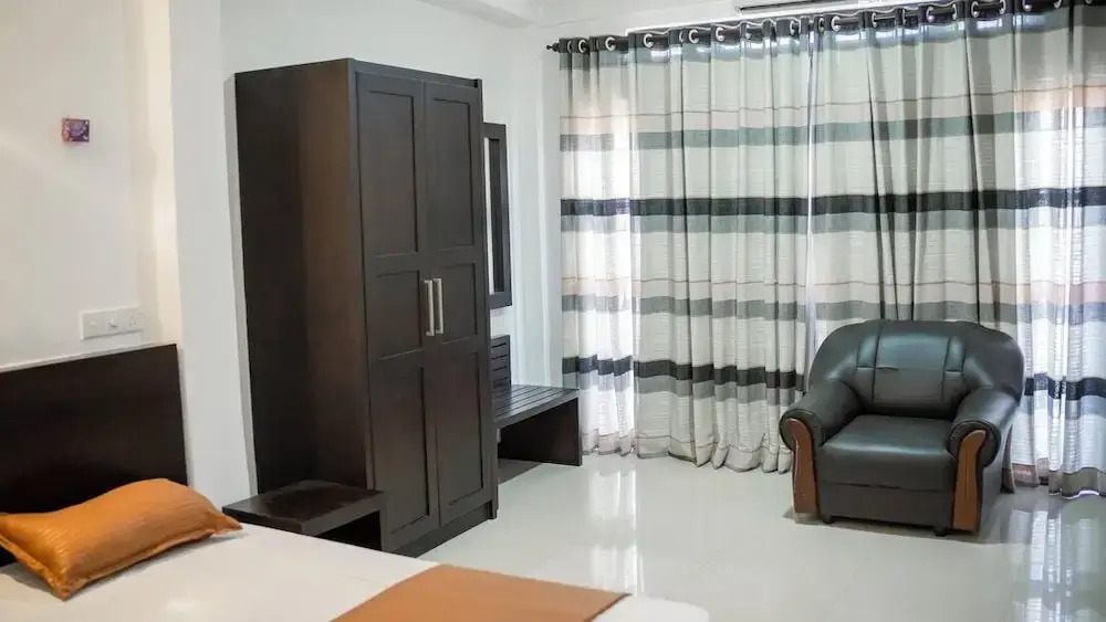 Yash Rest Inn