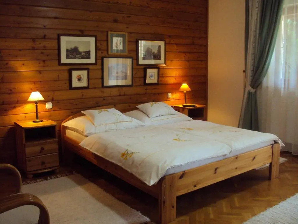 Tölgyes Apartment