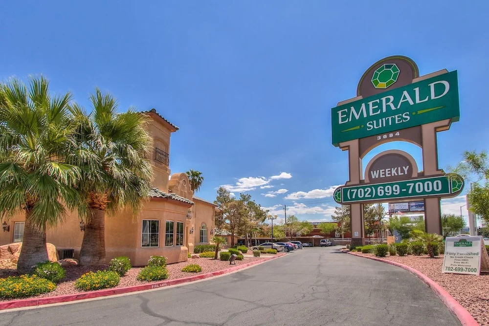 Emerald Suites