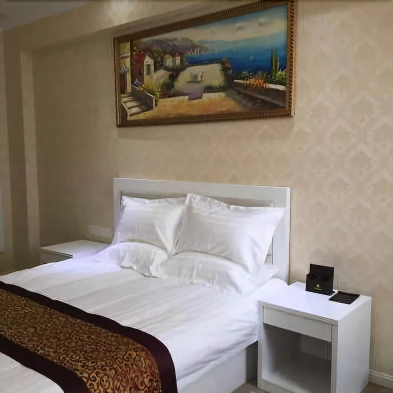 JI Hotel Shanghai Jinghong Road Metro
