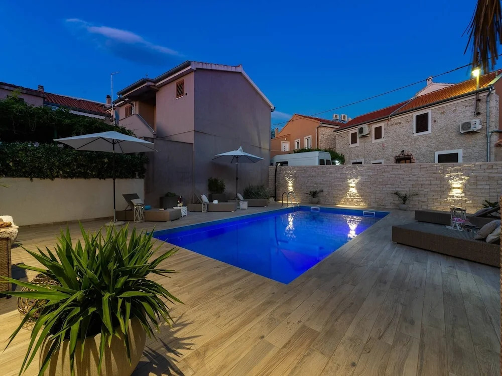 4 Holiday House Gatsby