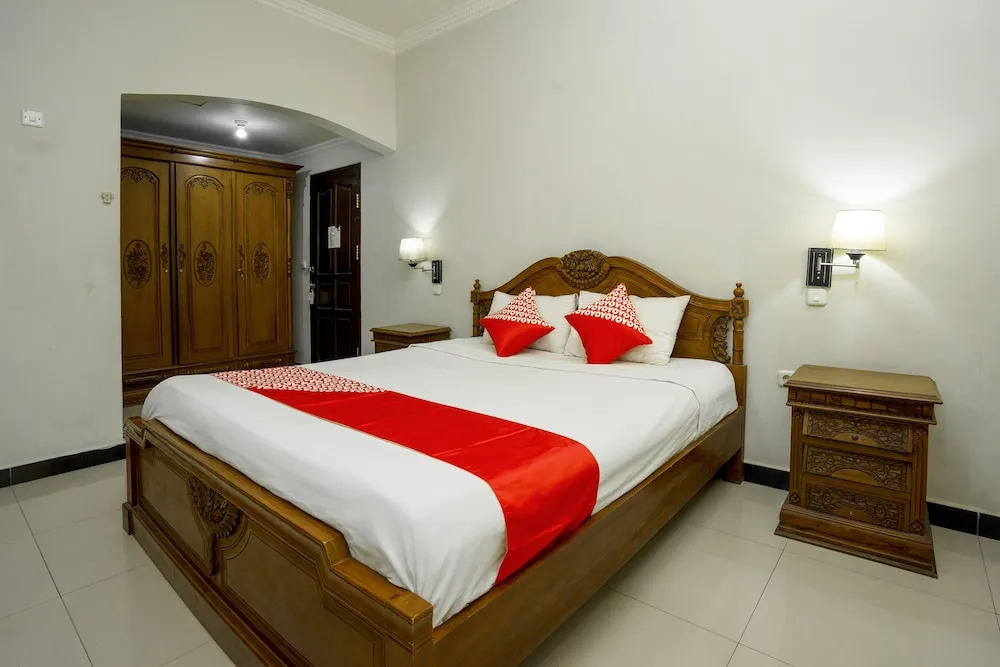 Hotel Kumala by OYO Rooms